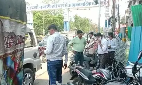 Bilaspur Crime News: न्यायधानी में फिर से चाकूबाजी, सिग्नल क्रॉस करने को लेकर हुए विवाद में युवक को मारा बाइक सवारों ने चाकू