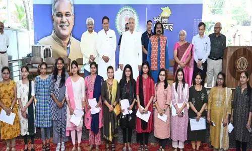 लम्बे इंतजार के बाद नियुक्ति आदेश जारी, उत्साहित जूनियर इंजीनियरों और डाटा एंट्री ऑपरेटरों ने मुख्यमंत्री के प्रति जताया आभार