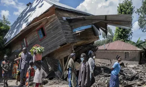 Congo Floods News: भारी बारिश और बाढ़ से भारी तबाही, लग गया लाशों का लगा ढेर, 400 से ज्यादा की मौत