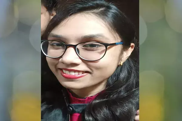पीएससी में प्रथम प्रयास से ही आकांक्षा पटेल 12 वां रैंक प्राप्त कर अधिकारी बनी पीएससी में प्रथम प्रयास से ही आकांक्षा पटेल 12 वां रैंक प्राप्त कर अधिकारी बनी