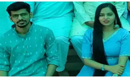 Chhattisgarh Ke Topper: फर्स्ट अटेम्प्ट में प्रीलिम्स नहीं निकाल पाने वाली प्रज्ञा सेकंड अटेम्प्ट में ऐसे बन गई टॉपर, छत्तीसगढ़ में पढ़िए भाई-बहन की जोड़ी के कमाल की प्रेरक कहानी...