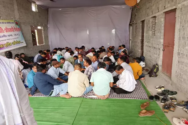 CG-पटवारियों की हड़ताल: आज से पटवारियों की तलाश करेगी छत्तीसगढ़ की जनता, मांगों को लेकर पटवारी संघ अनिश्चितकालीन हड़ताल पर