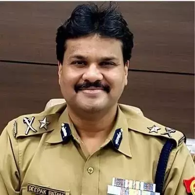 IPS की मौत : UP कैडर के आईपीएस अधिकारी की हार्ट अटैक से मौत, सीआरपीएफ में थी पोस्टिंग, पत्नी हैं आईएएस अधिकारी