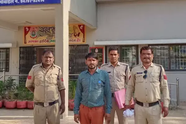 छत्तीसगढ़ में भाजपा नेता गिरफ़्तार: ऑफिस में काम करने वाली युवती से छेड़छाड़ और दुष्कर्म की कोशिश, शिकायत के बाद पुलिस की कार्रवाई