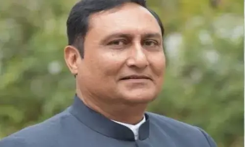 IAS Dr. Sanjay Alang: कमिश्नर की पोस्टिंग पर तलवार! एक कमिश्नर को दो डिवीजन का दायित्व, मंडरा रहा निर्वाचन आयोग का खतरा