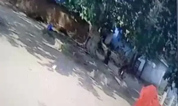 Jagadalpur News: दोस्त ने दोस्त को मार डाला, घटना से पहले लगा रहे थे ठहाकें, फिर दोस्त ने चाकू घोंपकर ले ली जान