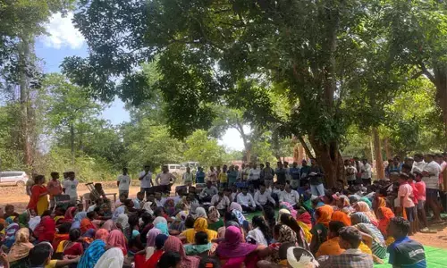 CG News-कलेक्टर की बड़ी कार्रवाई: दो आरईओ और सचिव सस्पेंड, वर्मी कंपोस्ट बनाने में लापरवाही बरतने पर हुई कार्रवाई...