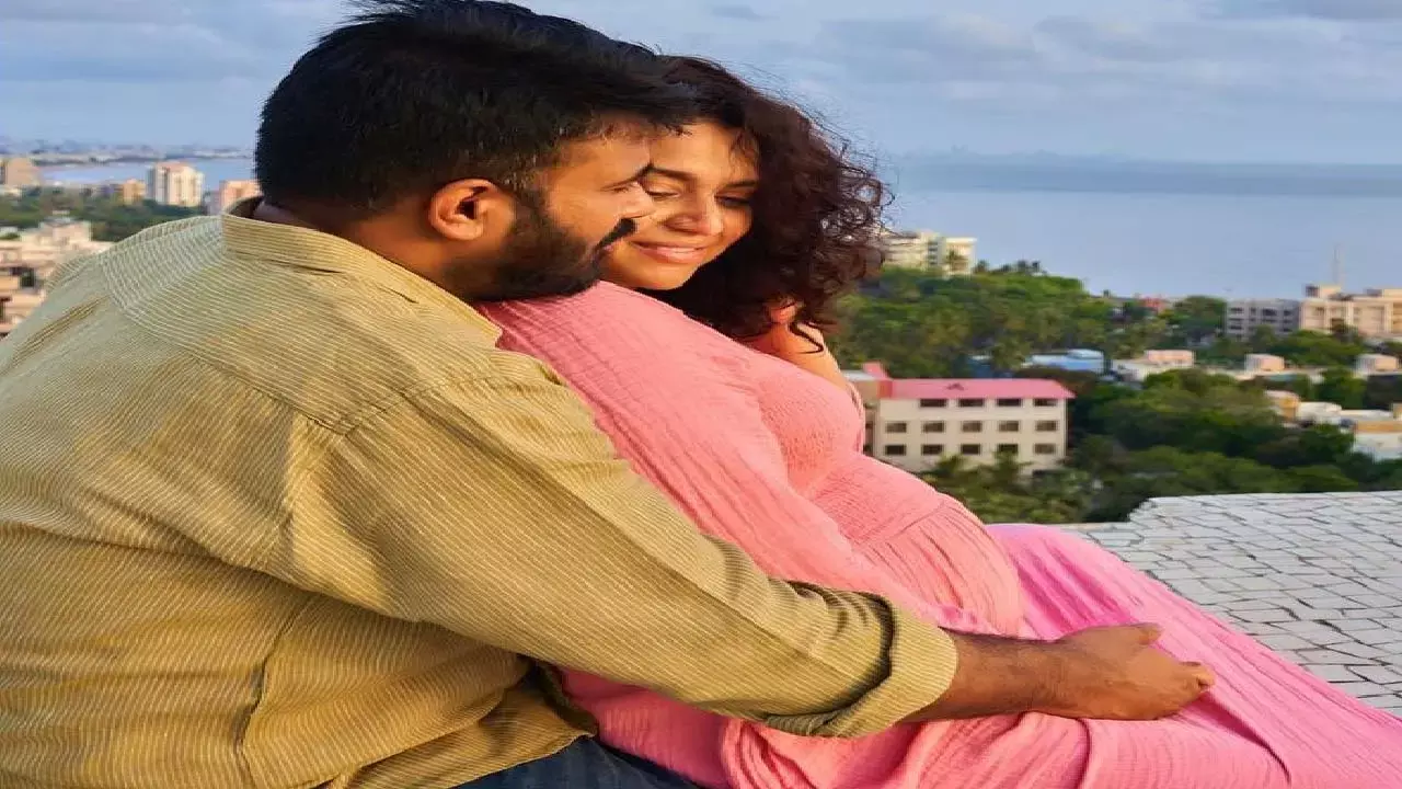 Swara Bhasker Pregnant: कंफर्म, कंफर्म...कंफर्म! स्वरा भास्कर बनेगी मां, पति फहाद के साथ बेबी बंप की तस्‍वीरें आईं सामने...देखें