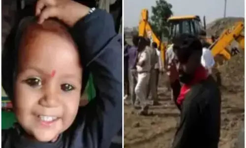 MP Sehore Borewell Rescue- 300 फिट के खुले बोरवेल में गिरी ढ़ाई साल की मासूम, निकालने के लिए चलाया जा रहा रेस्क्यू ऑपरेशन