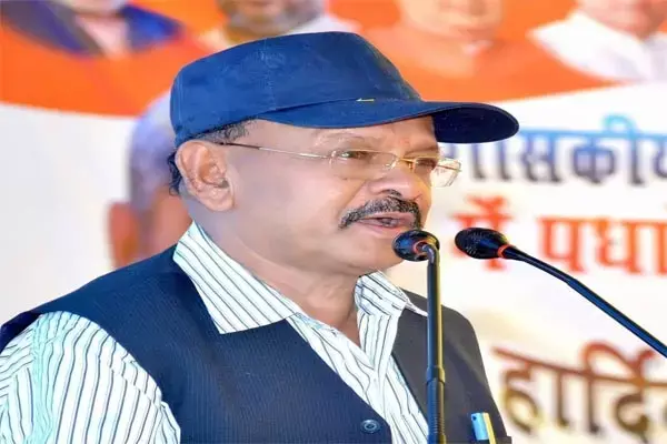 Video CG पूर्व मंत्री के बिगड़े बोल : भैयालाल राजवाड़े ने विधायक गुलाब कमरो के बारे में कहा, चार महीने बाद आरटीआई लगाएगा, दारू पिलाएगा