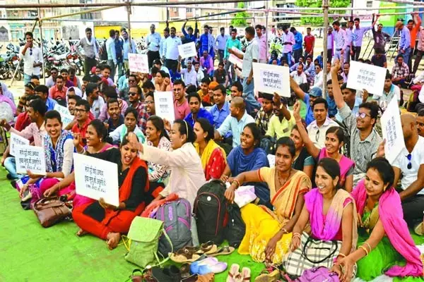 CG News-आज सामूहिक अवकाश पर रहेंगे 108 और 102 कर्मचारी, 9 सूत्रीय मांगो को पूरा करने की करेंगे मांग