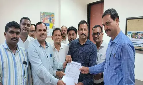 व्याख्याता पद पर शिक्षकों की शीघ्र करें पदोन्नति, छत्तीसगढ़ टीचर्स एसोसिएशन ने डीपीआई से भेंटकर की चर्चा...