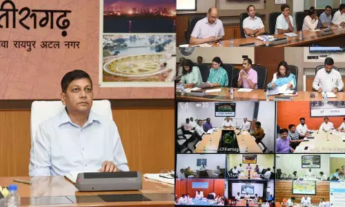 अफसरों का दावा मुख्यमंत्री की 2200 से ज्यादा घोषणाएं पर हो गया अमल