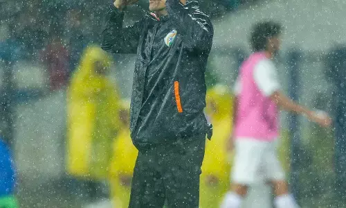 मुझसे प्यार करो या नफरत, लेकिन मैं एक फाइटर हूं, कल के मैच के एक्शन पर -  भारतीय फुटबॉल कोच इगोर स्टिमक