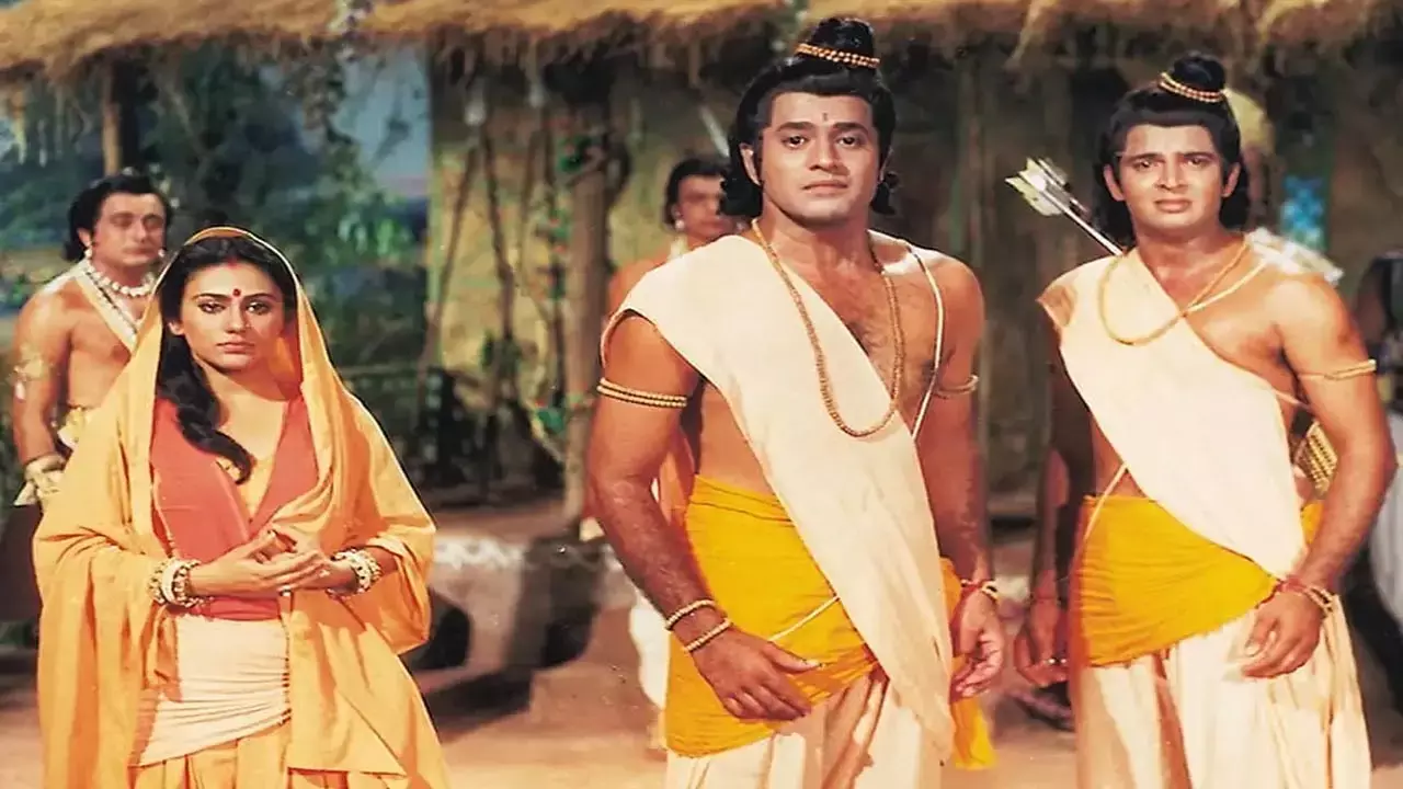 Ramayan TV Shows: आदिपुरुष से पहले रामायण शो भी फंसा था कानूनी पचड़े में, 10 साल तक काटना पड़ा कोर्ट का चक्‍कर...पढ़े पूरी खबर...