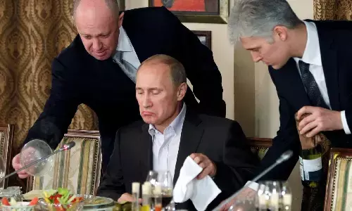 Kaun Hai Yevgeny Prigozhin : कौन है येवगेनी प्रिगोझिन? जिसने अपने मालिक पुतिन के खिलाफ ही कर दी बगावत