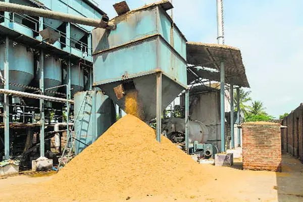CG-राईस मिलरों पर बड़ी कार्रवाई, कस्टम मिलिंग में लापरवाही, 9 राइस मिलरों पर गिरी गाज, ब्लैक लिस्टेड करने की हो रही कार्रवाई