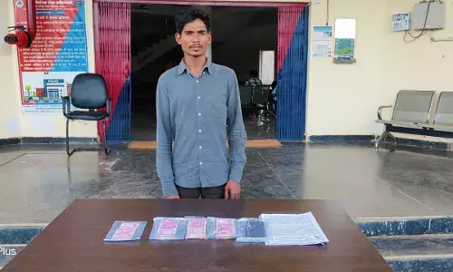 CG नक्सलियों के 6.20 लाख जब्त : नक्सलियों ने दो हजार के नोट जमा करने दिए थे, पुलिस की जांच में मददगार फंसा