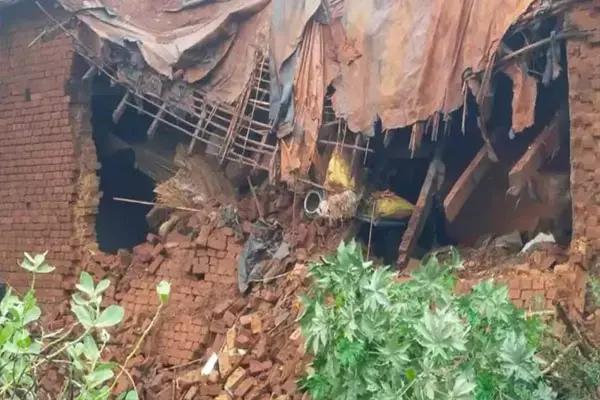 छत्तीसगढ़ में तेज बारिश ने ली पति-पत्नी की जान, भरभराकर गिरी छत, मलबे में दबने से दंपति की मौत...