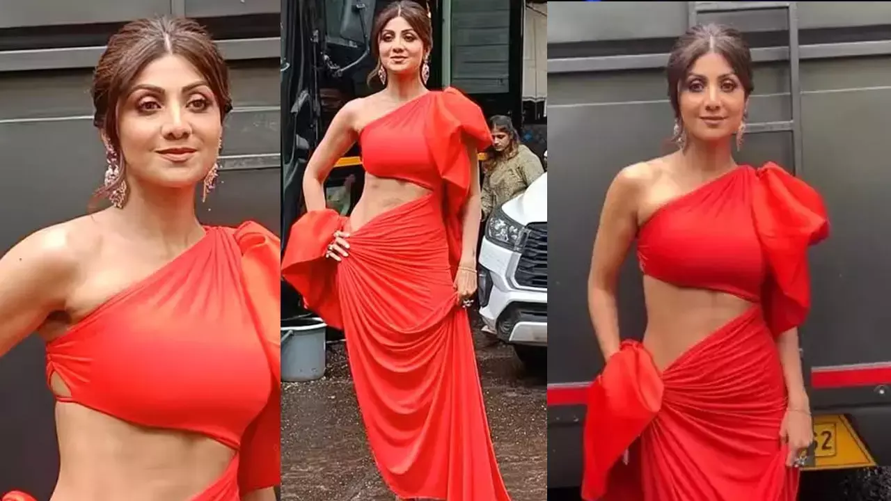 Shilpa Shetty : रेड ड्रेस में शिल्पा शेट्टी ने मचाया बवाल, 48 की उम्र में बोल्डनेस ने उड़ाए लोगों के होश...फैंस बोले- एकदम पटाखा...