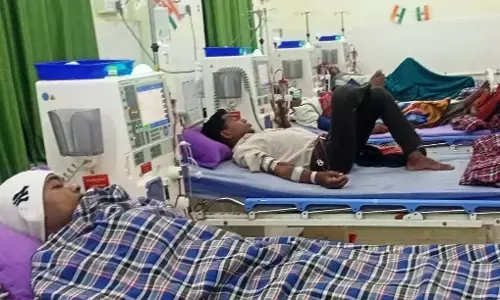 किडनी के मरीजों को अब नहीं लगानी पड़ रही बड़े शहरों की दौड़, राज्य के 27 जिला अस्पतालों में मिल रही निःशुल्क डायलिसिस की सुविधा