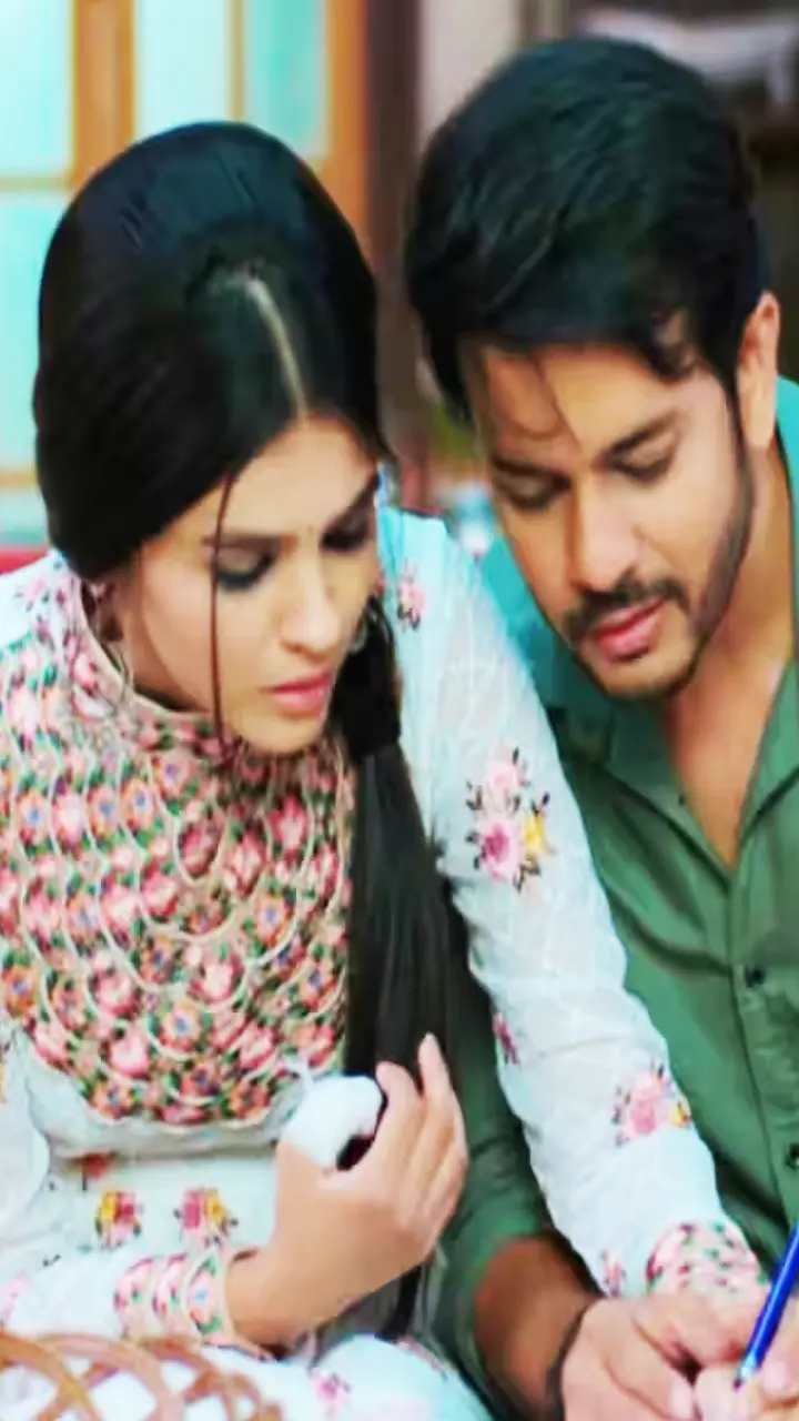 Yeh Rishta Kya Kehlata Hai 11 July 2023: अक्षरा के सामने खुलेगा अभिनव का राज, अबीर अभिमन्यु को कहेगा पिता...