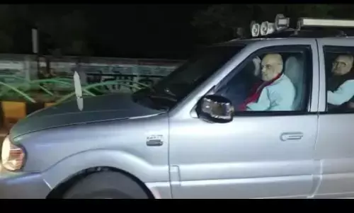 CG में शाह : अमित शाह पहुंचे रायपुर, एयरपोर्ट से सीधे ठाकरे परिसर के लिए रवाना, थोड़ी देर में मैराथन बैठकें