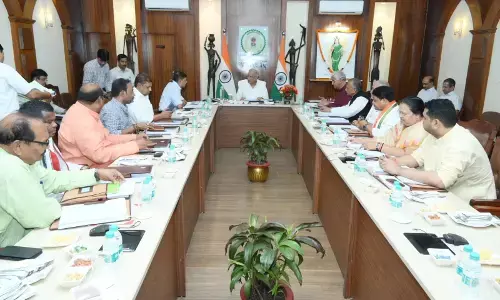 PHOTO Cabinet Meeting: PHOTO में देखिए भूपेश कैबिनेट की बैठक, इन बड़े फैसलों पर लग सकती है मुहर