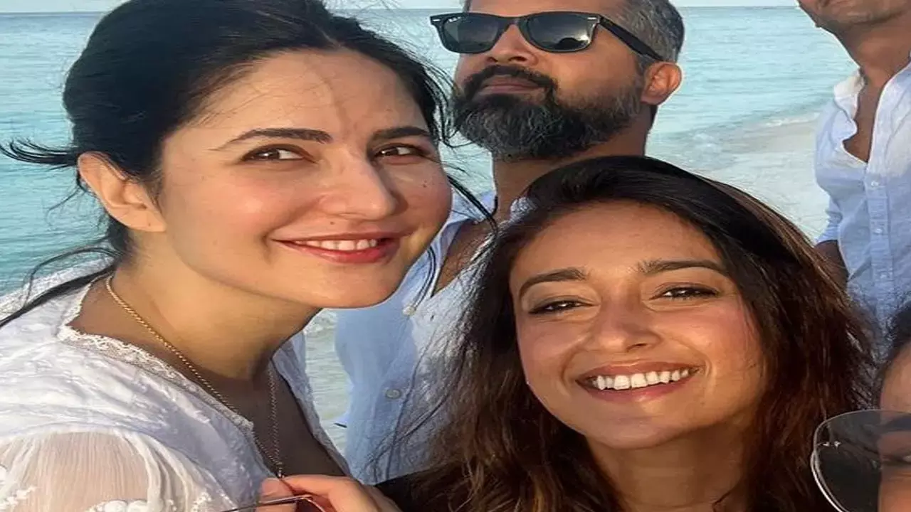 Ileana Dcruz: प्रेग्‍नेंसी के 9वें महीने में इस एक्ट्रेस की हालत हो गई बुरी, PHOTO देखकर पहचान पाना भी होगा मुश्किल...