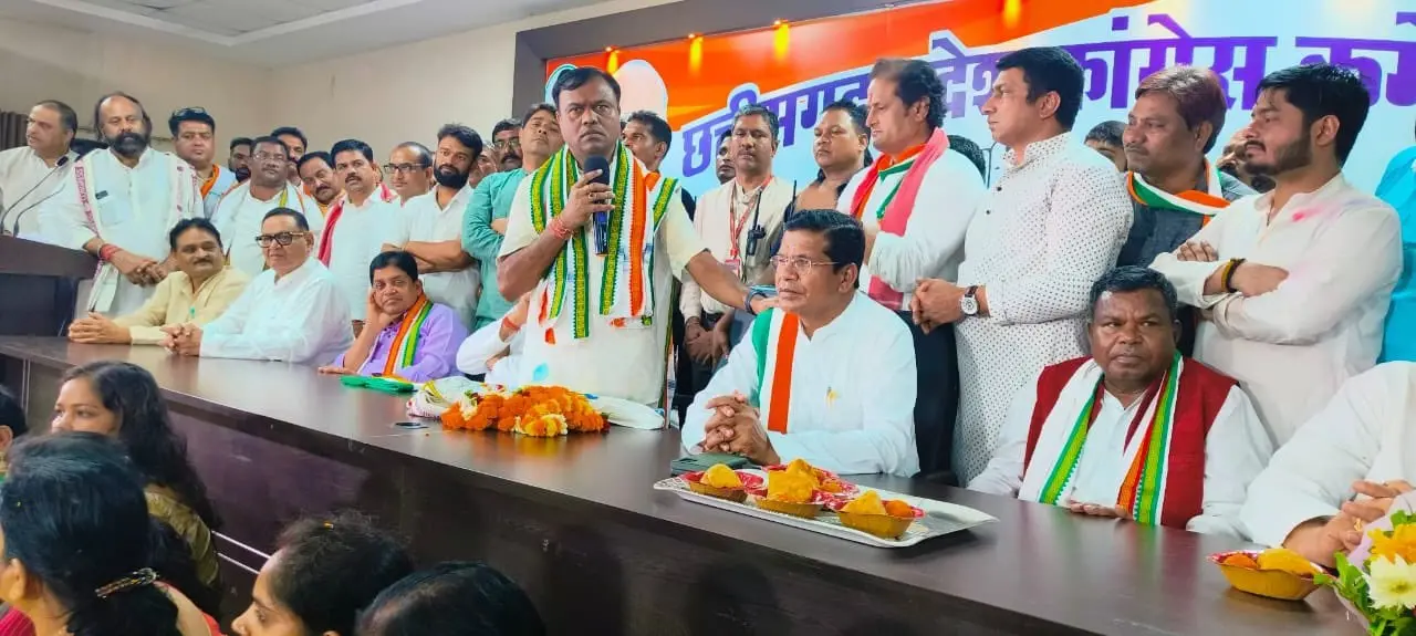 Chhattisgarh PCC Chief Deepak baij: Photo Video News: दीपक बैज ने संभाली पीसीसी चीफ की कुर्सी, सीएम भूपेश व वरिष्‍ठ नेताओं की मौजूदगी में लिया यह संकल्‍प