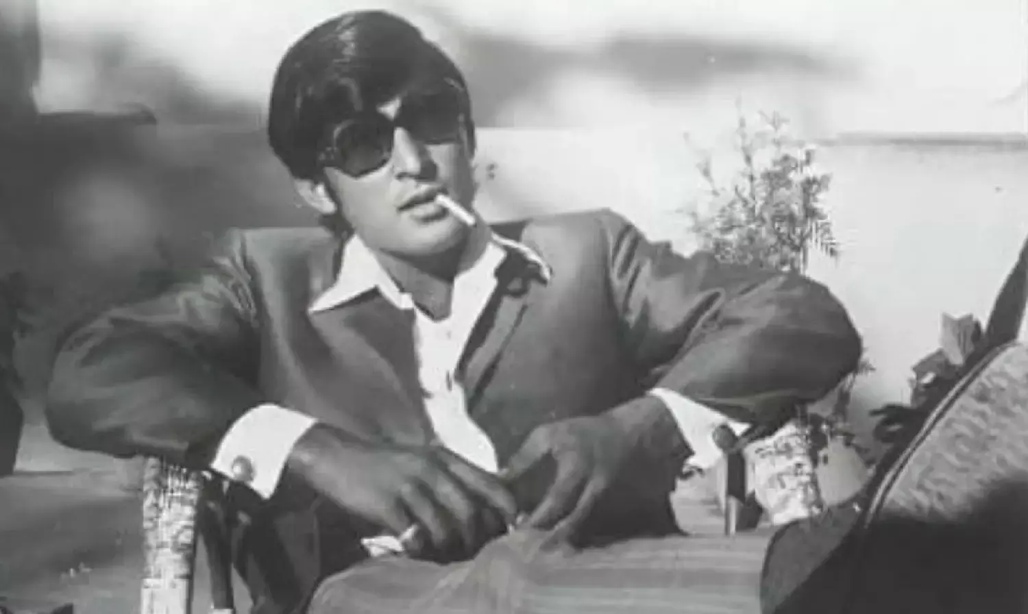 Ravindra Kaushik: रविंद्र कौशिक भारत का वो जासूस जो पाकिस्तान की सेना में मेजर की रैंक तक पहुंचा, जानिए पूरी कहानी Ravindra Kaushik: रविंद्र कौशिक भारत का वो जासूस जो पाकिस्तान की सेना में मेजर की रैंक तक पहुंचा, जानिए पूरी कहानी