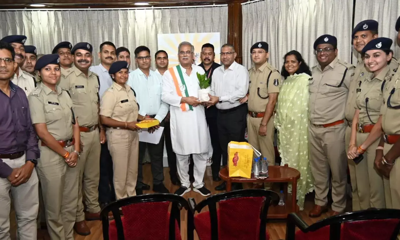 छत्तीसगढ़ राज्य पुलिस सेवा एसोसिएशन ने सीएम भूपेश से की मुलाकात, DA-HRA में वृद्धि पर धन्यवाद ज्ञापित किया