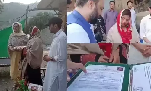 Anju Nasrullah Love Story: अंजू पर पाकिस्तान में पैसों की बौछार, गिफ्ट में मिला प्लॉट, घर बैठे सैलरी देने का एलान