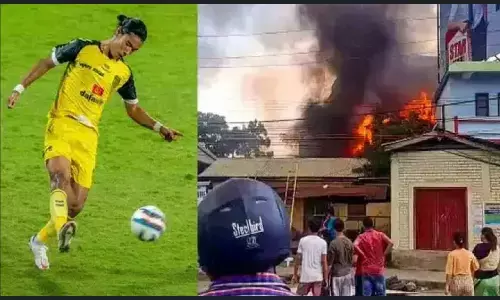 Manipur Violence : मणिपुर हिंसा में भारतीय फुटबॉलर का घर फूंका, जिंदगी भर की कमाई गंवाई, अब राहत केंद्र में है परिवार