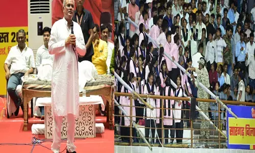 जब सीएम से युवक ने पूछा, आपके चेहरे की चमक का राज क्या हैं... मुख्यमंत्री मुस्कुराते हुए बोले-...