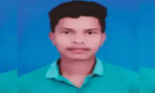 Durg News: दो विषयों में फेल होने पर छात्र ने हॉस्टल के कमरे में लगाई फांसी...