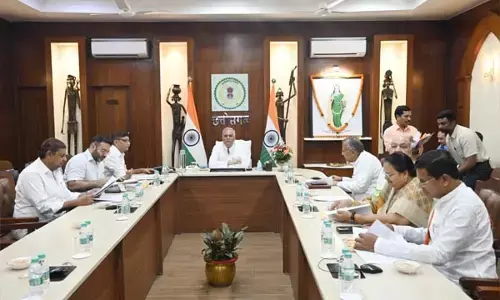 PHOTO भूपेश कैबिनेट: सीएम हाउस में कैबिनेट की बैठक शुरू, देखिए फोटो और वीडियो