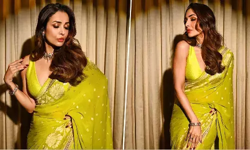 Malaika Arora Hot Photos: मलाइका अरोड़ा की ग्रीन साड़ी में स्टनिंग तस्वीरें सोशल मीडिया वायरल