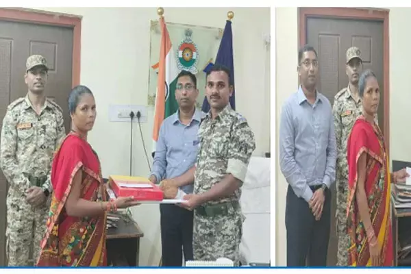 Sukma News-8 लाख की महिला इनामी नक्सली ने किया आत्मसमर्पण, बड़ी घटनाओं में रही शामिल...