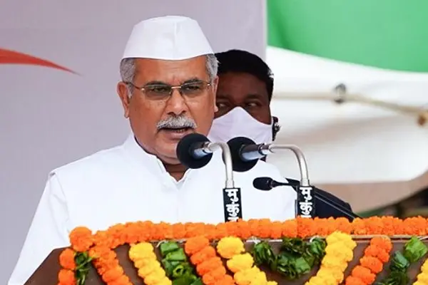 CM Bhupeshs announcement on Independence Day: 15 अगस्‍त पर कका की सौगात: सीएम भूपेश के भाषण से संविदा कर्मियों, शिक्षकों व आम लोगों को बड़ी उम्‍मीदें