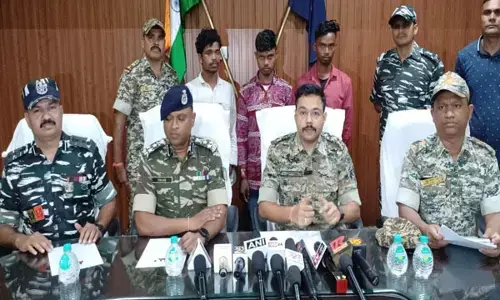 CG Dantewada News-विस्फोटक के साथ 4 माओवादी गिरफ्तार, पुलिस बल को नुकसान पहुंचाने की थी तैयारी, SP दंतेवाड़ा के नेतृत्व में कार्रवाई