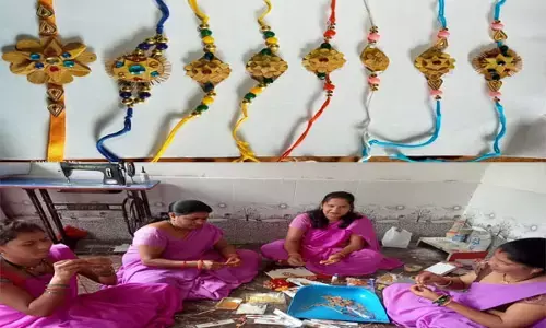 छत्तीसगढ़ में गोबर और बांस से बनी राखियां, कई जिलों में मांग, कीमत 30 रूपये से लेकर 250 रूपये तक...