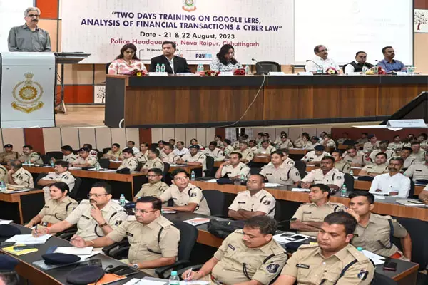 साईबर अपराधियों को पकड़ना बहुत बड़ी चुनौती, DGP बोले-पुलिस को  रहना होगा सतर्क...