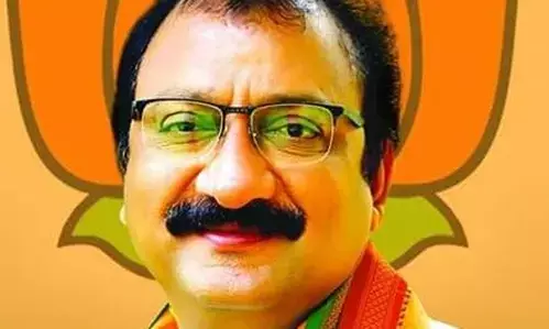 Telangana News: बीजेपी ने केसीआर से मुलाक़ात करने वाले अपने जिलाध्यक्ष को किया निलंबित