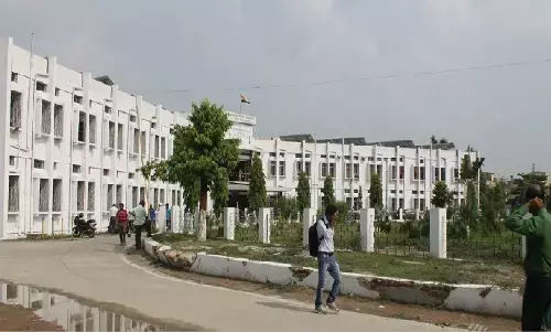 Bihar News: बिहार विश्‍वविद्यालय के वीसी का वेतन रोकने का फैसला वापस लेने से शिक्षा विभाग ने किया इनकार, जानिए पूरा मामला?