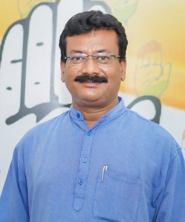 प्रदेश कांग्रेस प्रवक्ता धनंजय सिंह ठाकुर प्रदेश कांग्रेस प्रवक्ता धनंजय सिंह ठाकुर