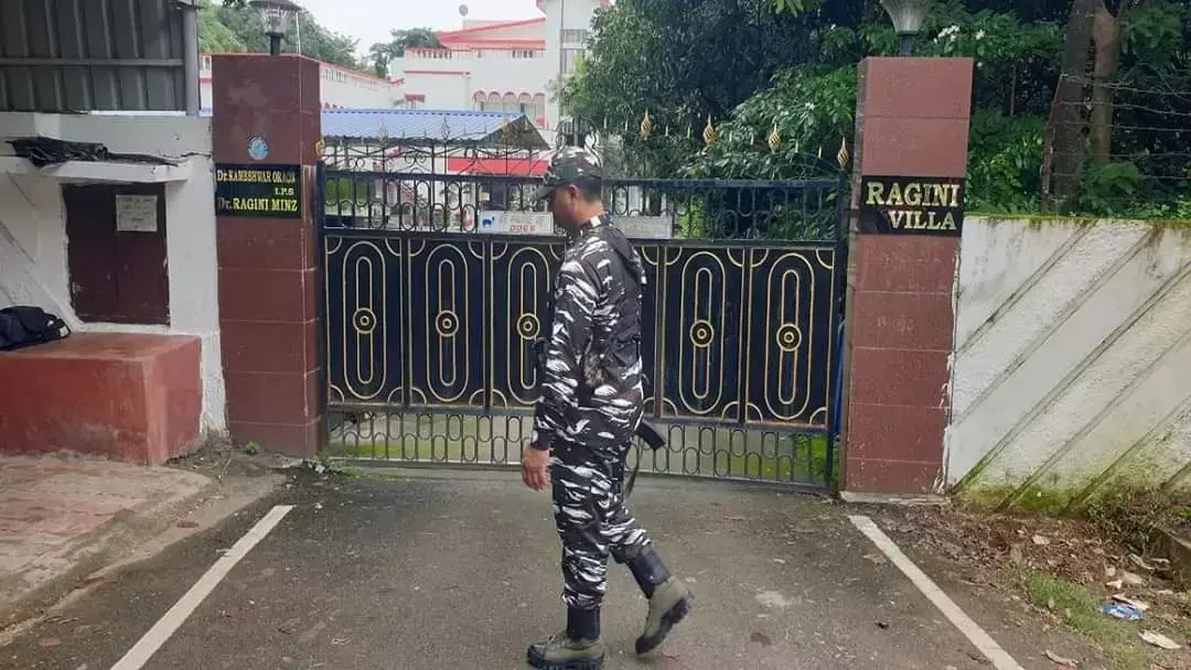ED Raids Jharkhand: ईडी ने झारखंड के वित्तमंत्री के आवास से 30 लाख नगद जब्त किए, शराब घोटाले में 36 ठिकानों पर छापे