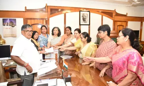 Assam Crime News : इंद्राणी तहसीलदार सुसाइड मामले में कांग्रेस ने की जांच की मांग, राज्‍यपाल को दिया ज्ञापन