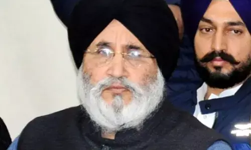 Punjab News: अकाली दल का आरोप, केजरीवाल जानबूझकर पंजाब में संवैधानिक संकट पैदा कर रहे हैं