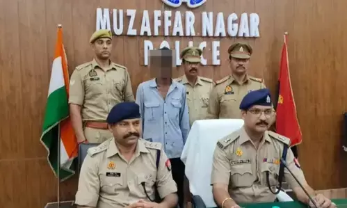 UP Honour Killing : माता-पिता ने की 19 वर्षीय लड़की की हत्या, गिरफ्तार